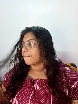 zara-mallus online show from October 22, 2025, 3:00 pm