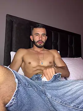 Jacksonfranco online show from April 8, 2026, 11:22 am