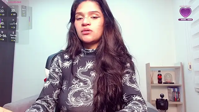 Roxxi 2110 online show from October 4, 2025, 2:13 am