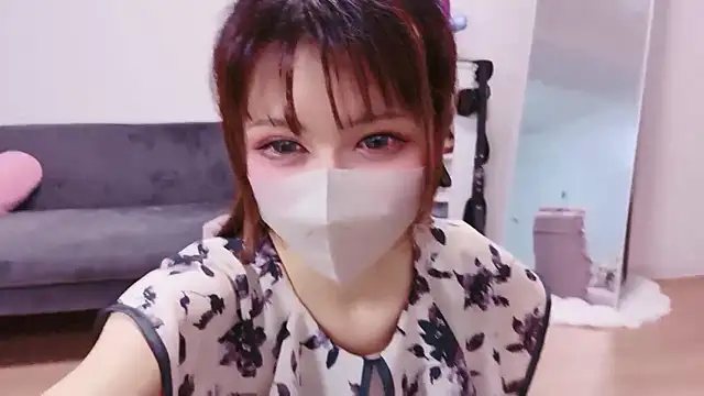 Snapshot of -Nyanko-chan- chatting on July 12, 2026, 11:11 am -Nyanko-chan- online show from July 12, 2026, 11:11 am