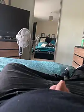 Snapshot of different-strokes chatting on October 7, 2025, 2:51 pm different-strokes online show from October 7, 2025, 2:51 pm