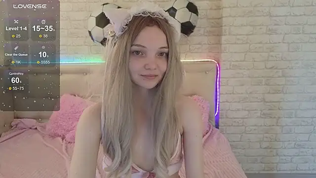 Snapshot of AnimeAlica18 chatting on July 5, 2026, 4:19 am AnimeAlica18 online show from July 5, 2026, 4:19 am