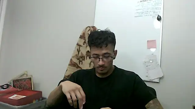 Snapshot of tanjir020 chatting on February 15, 2026, 12:37 pm tanjir020 online show from February 15, 2026, 12:37 pm