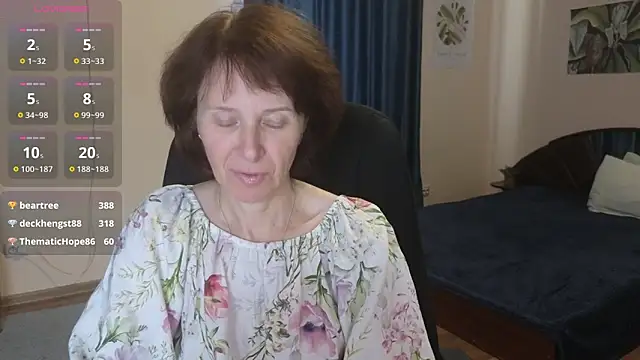 Lia Tito online show from October 9, 2025, 5:52 am