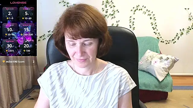 Snapshot of Lia_Tito chatting on July 20, 2026, 12:40 pm Lia Tito online show from July 20, 2026, 12:40 pm
