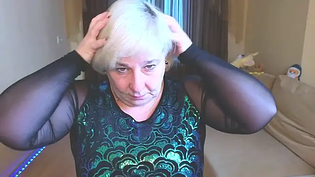 Snapshot of Milana_Milky chatting on February 6, 2026, 5:14 am Milana Milky online show from February 6, 2026, 5:14 am