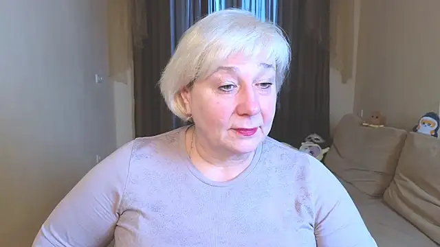 Snapshot of Milana_Milky chatting on January 19, 2026, 5:44 am Milana Milky online show from January 19, 2026, 5:44 am