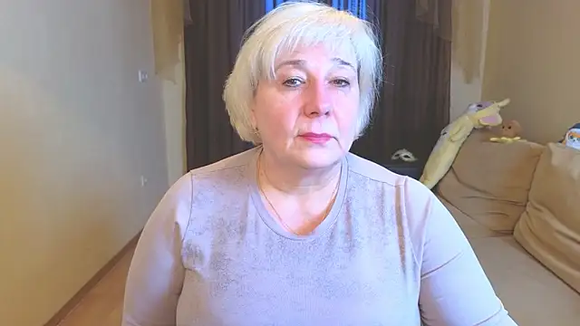 Snapshot of Milana_Milky chatting on February 3, 2026, 5:05 am Milana Milky online show from February 3, 2026, 5:05 am