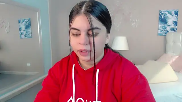 maddissonivanova online show from February 17, 2026, 7:11 pm