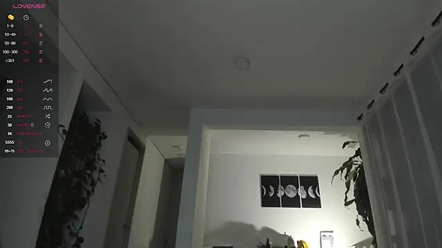 Snapshot of Hotay_andrew chatting on September 11, 2025, 4:34 am Hotay andrew online show from September 11, 2025, 4:34 am