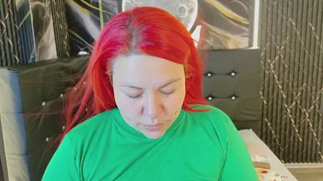 Witch Scarlet online show from March 18, 2026, 12:03 am