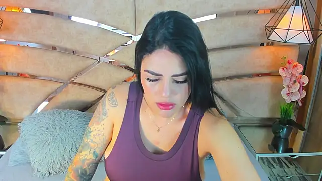 Snapshot of pamemiller1 chatting on October 6, 2025, 11:22 am pamemiller1 online show from October 6, 2025, 11:22 am