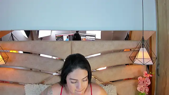 Snapshot of pamemiller1 chatting on September 17, 2025, 3:19 am pamemiller1 online show from September 17, 2025, 3:19 am