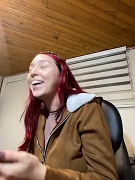 Snapshot of Karen18_boobs chatting on October 4, 2025, 3:08 am Karen18 boobs online show from October 4, 2025, 3:08 am