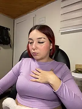 Snapshot of Karen18_boobs chatting on February 11, 2026, 1:27 am Karen18 boobs online show from February 11, 2026, 1:27 am