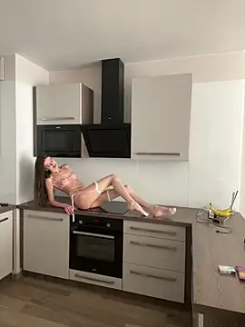 Regina Sweet054 online show from March 4, 2026, 2:03 pm