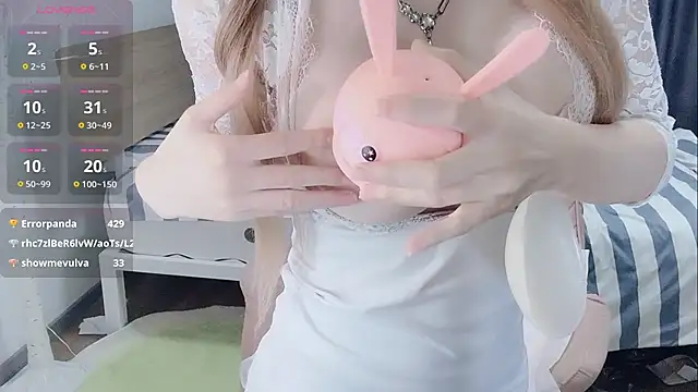 Snapshot of yinyinzi5 chatting on October 4, 2025, 9:05 pm yinyinzi5 online show from October 4, 2025, 9:05 pm