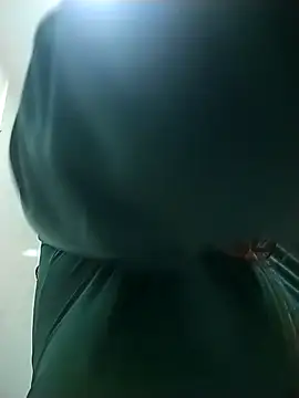 Eimy-04 online show from April 15, 2026, 6:56 pm