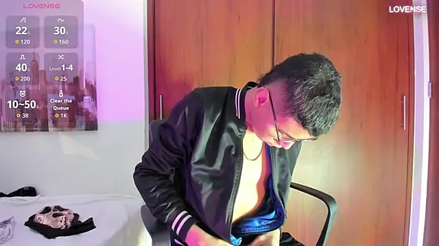 tristan gold online show from October 18, 2025, 1:29 am