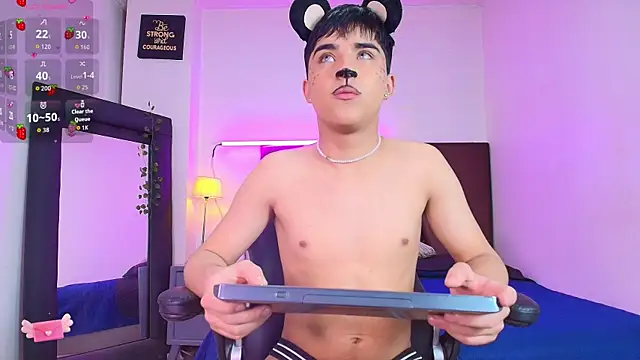 Lucass love online show from November 13, 2025, 5:06 pm