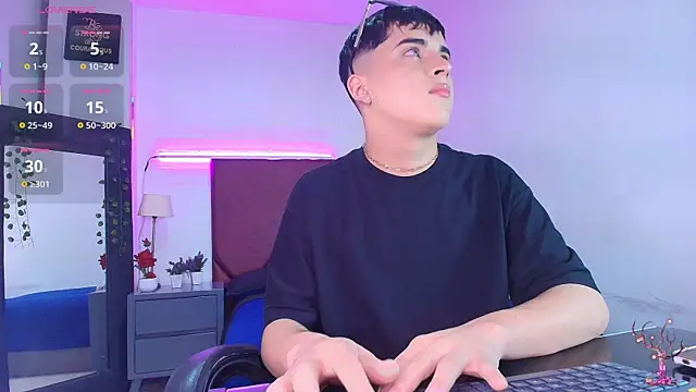 Lucass love online show from October 23, 2025, 4:27 pm