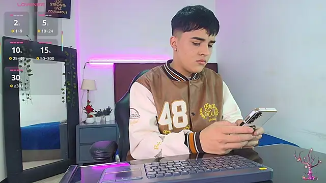 Lucass love online show from October 26, 2025, 12:49 pm