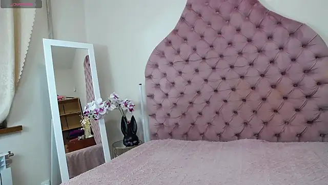  Agata  online show from November 8, 2025, 7:12 am