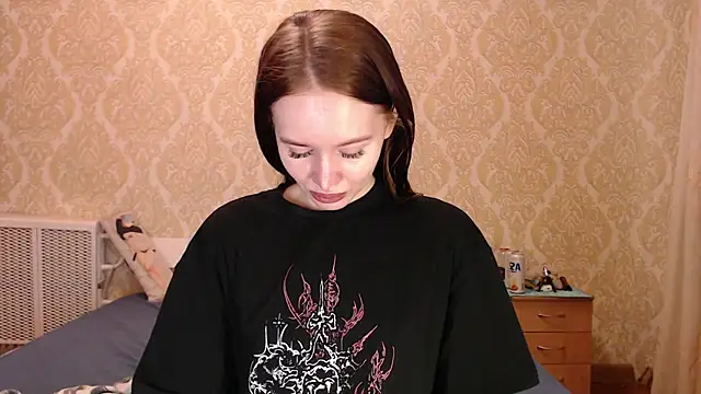 Kitkaat00 online show from November 15, 2025, 11:36 am