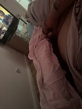 mrandmrsdarkside online show from April 3, 2026, 7:15 am