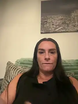 Islaymae gilf online show from September 26, 2025, 6:59 pm