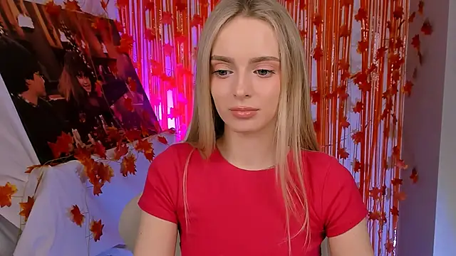 JuliaBrewwer online show from November 18, 2025, 1:03 pm