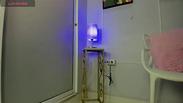 Snapshot of dulce_fiore07 chatting on February 23, 2026, 12:06 pm dulce fiore07 online show from February 23, 2026, 12:06 pm