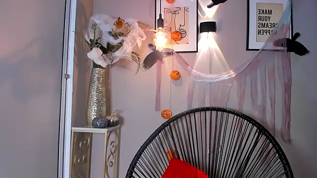 Snapshot of dulce_fiore07 chatting on October 29, 2025, 12:37 pm dulce fiore07 online show from October 29, 2025, 12:37 pm