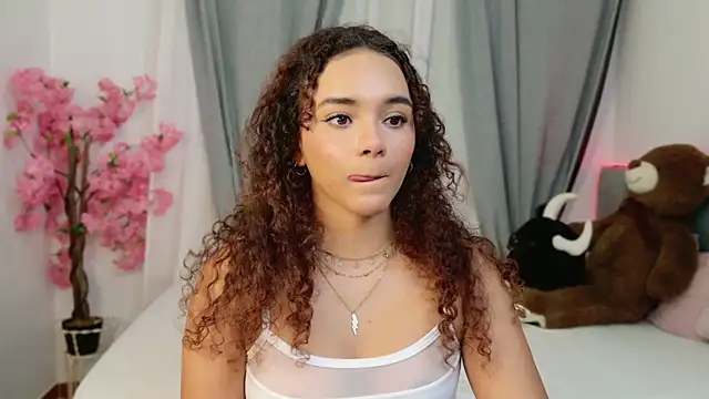 Taylor Tina online show from September 30, 2025, 6:47 pm