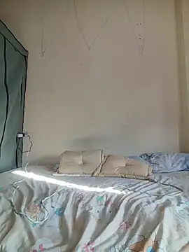 coonyhillss online show from April 22, 2026, 1:07 pm