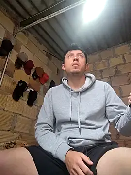 Snapshot of douglaszaens chatting on September 18, 2025, 1:58 pm douglaszaens online show from September 18, 2025, 1:58 pm