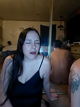 Snapshot of Shy_Naughty_Girl chatting on April 17, 2026, 3:42 am Shy Naughty Girl online show from April 17, 2026, 3:42 am