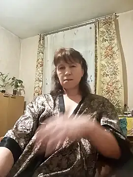 Flower2931 online show from January 7, 2026, 8:36 pm