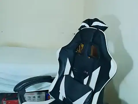 max love255 online show from November 23, 2025, 6:29 pm