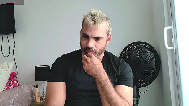 max love255 online show from January 5, 2026, 8:23 pm