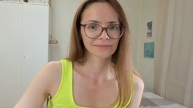 Snapshot of SEA_Dream chatting on June 10, 2026, 5:36 pm SEA Dream online show from June 10, 2026, 5:36 pm