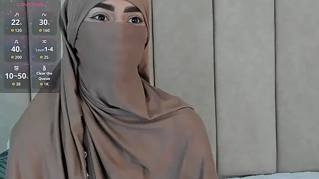  Zahiira  online show from November 12, 2025, 11:58 am