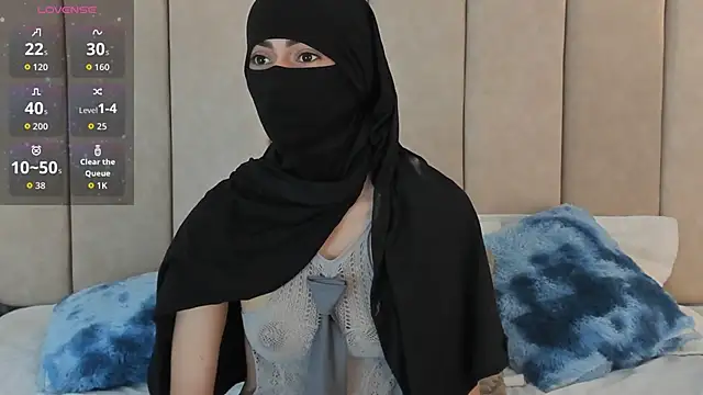  Zahiira  online show from April 30, 2026, 11:50 am