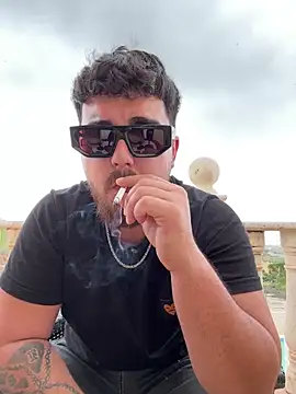 MrSavagexx online show from April 18, 2026, 10:50 am