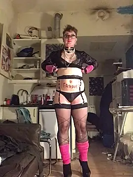 Sissy Cindy Whore online show from March 1, 2025, 12:50 am