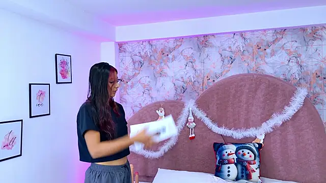 RavenGloomy online show from November 23, 2025, 7:35 pm