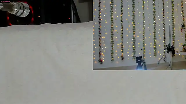 Kitty  Rose   online show from September 14, 2025, 10:37 am