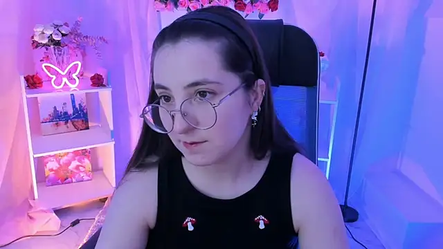 VirtuallVoyant online show from October 21, 2025, 4:45 am