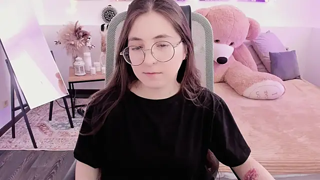 VirtuallVoyant online show from March 9, 2026, 7:12 am