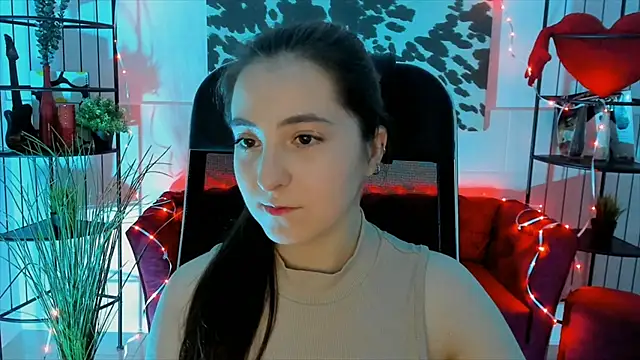 VirtuallVoyant online show from September 15, 2025, 5:08 am